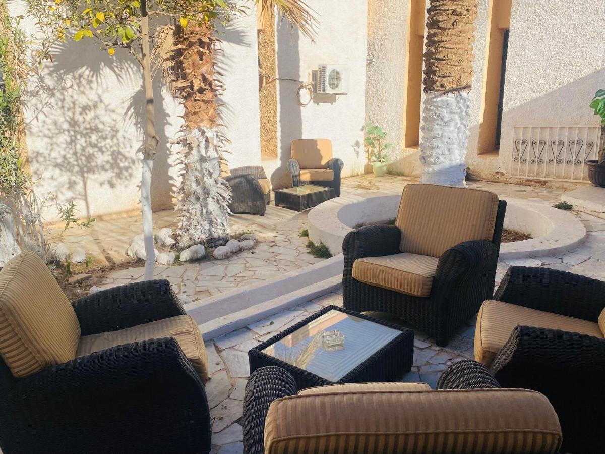 Hotel Antar Бешар Экстерьер фото